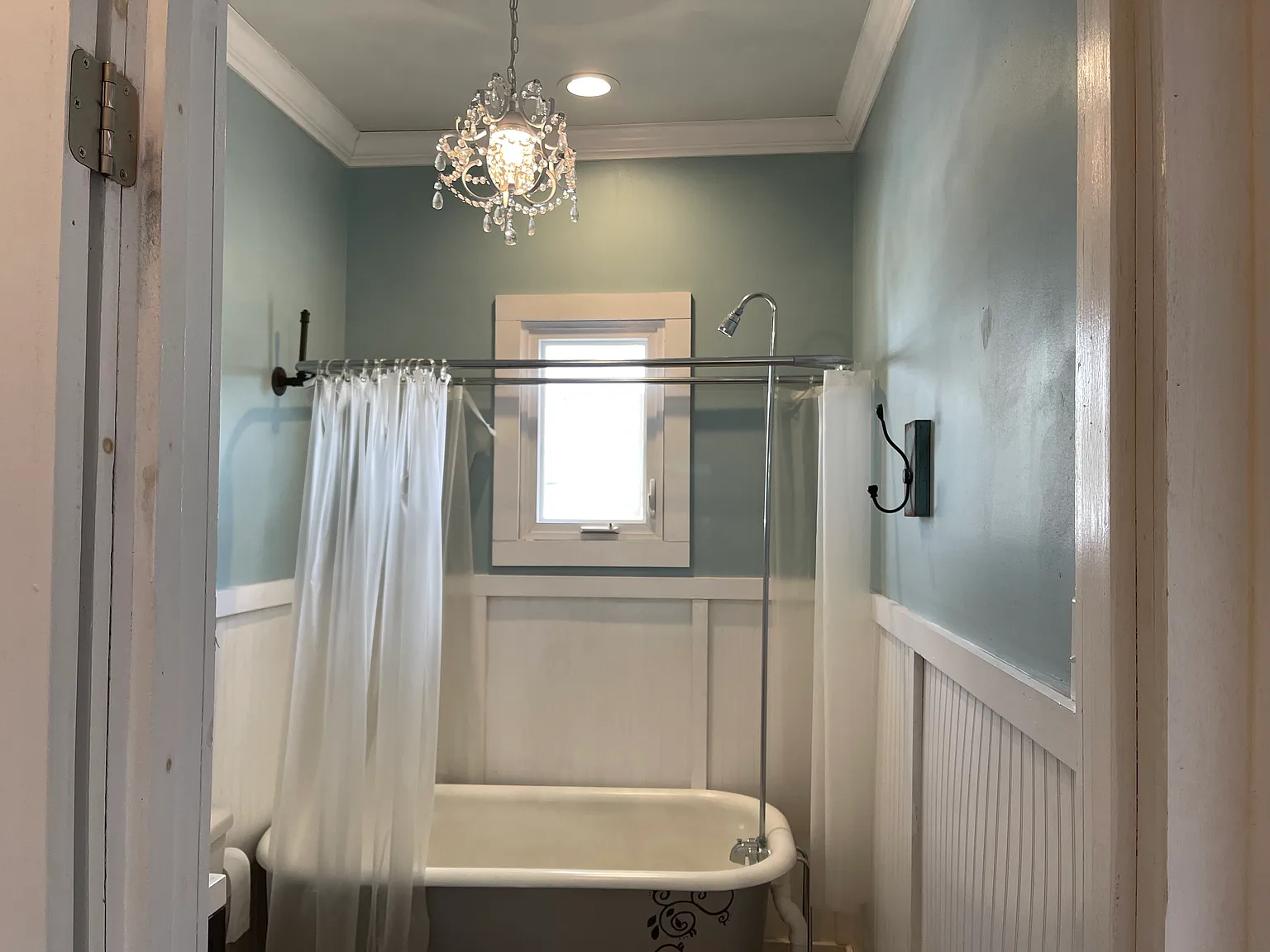 2 bed, 1210 sqft, $1,795 — Photo 1