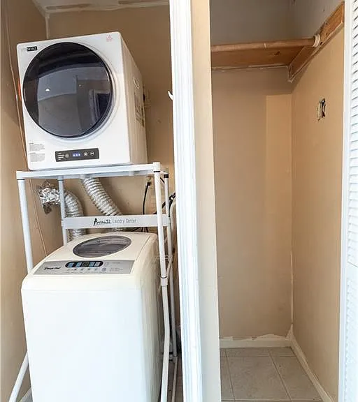 336 Cozzens Ct — Photo 10