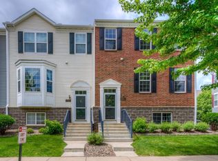 15851 Freedom Ln, Apple Valley, MN 55124