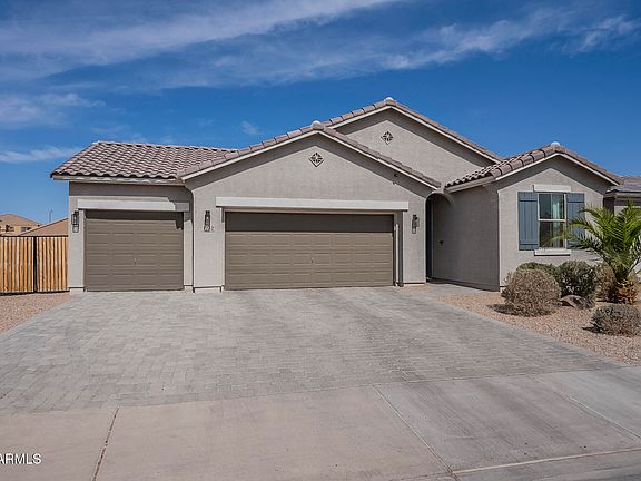 3rd image of 1232 E SILVER REEF Drive