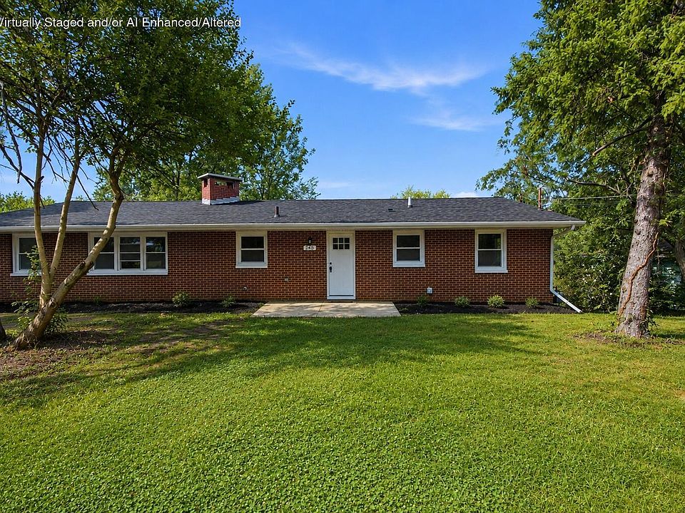 1st image of 245 Pauline Dr