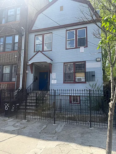 89 Bostwick Ave Photo 1