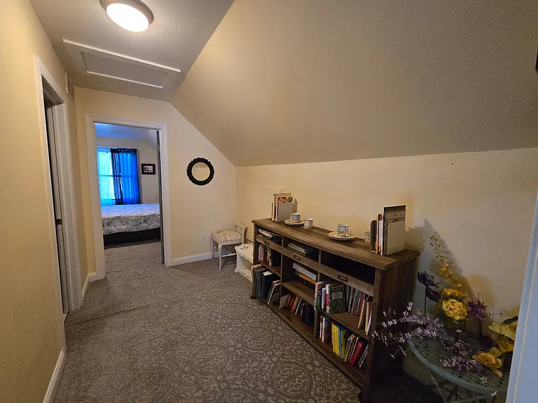 582 State St #1 — Photo 6