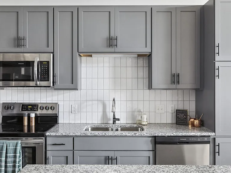 Savor Apartments — Photo 2