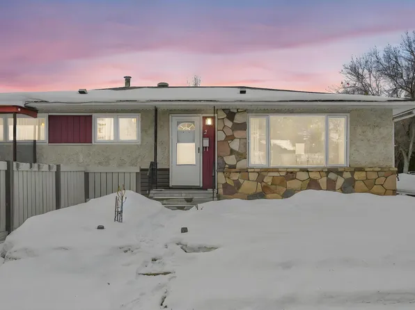 2 Scarboro Pl, Saint Albert, AB T8N 0H8
