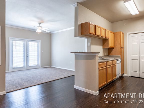 5th image of 10187 Windmill Lakes Blvd #3413