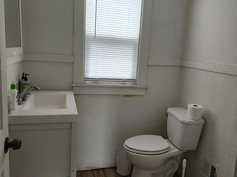 18516 Stoepel St — Photo 3