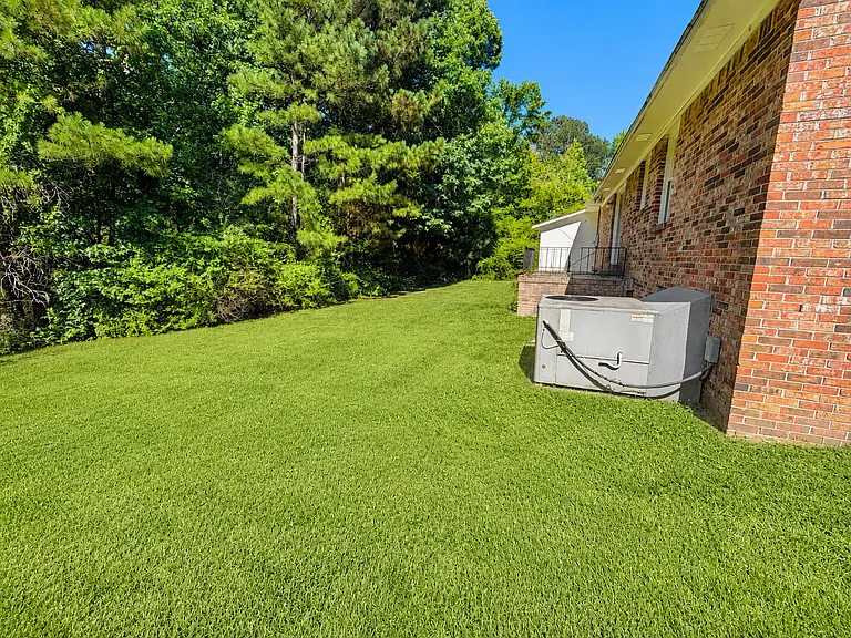 400 S Highland Forest Dr — Photo 5