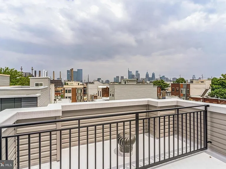 2710 Latona St — Photo 25