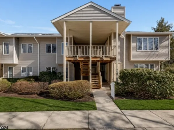7 Westchester Ter, Clinton Twp., NJ 08801