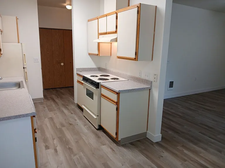 2615 Claxter Rd NE — Photo 15