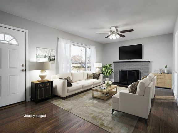 3rd image of 3047 Voeller Cir
