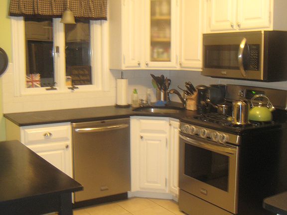 4th image of 12 Elm Pl