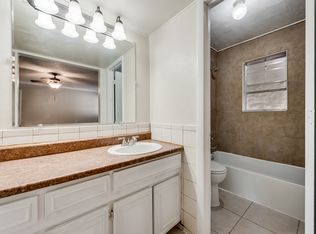 6301 Walraven Cir #6301, Fort Worth, TX 76133