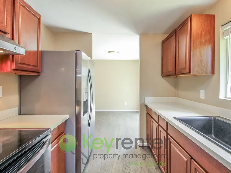 2511 SW 107th Way — Photo 10