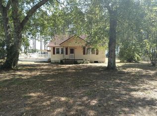 4658 Canary Rd, Graceville, FL 32440