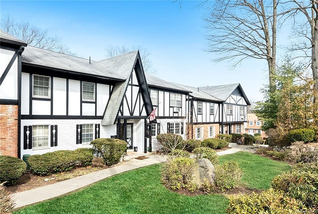 49 Parkside Drive, Suffern, NY 10901 Zillow