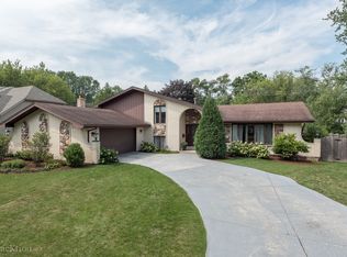 6134 Osage Ave, Downers Grove, IL 60516