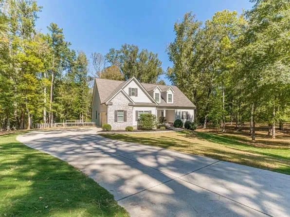 95 Gum Creek Cir, Oxford, GA 30054