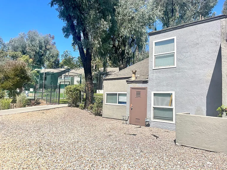 1350 N Escondido Blvd N #9 — Photo 4