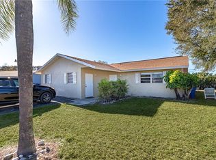 2964 Ribbon Ct, Fort Myers, FL 33905