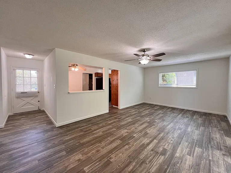 7312 Volta Ct — Photo 12
