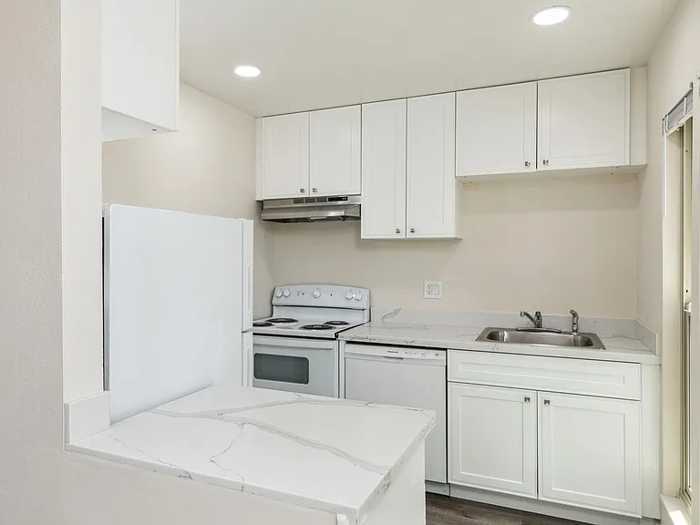 Camelback North Apartments CNM — Photo 33