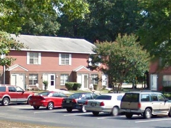 5th image of 900 Daphia Cir