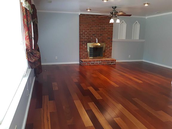 3rd image of 2516 Skeet St