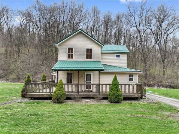 745 Belton Rd, Ellwood City, PA 16117