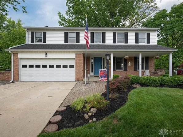 7715 Lakota Hills Dr, West Chester, OH 45069