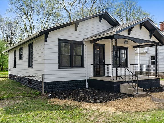 3rd image of 314 E Xenia Dr