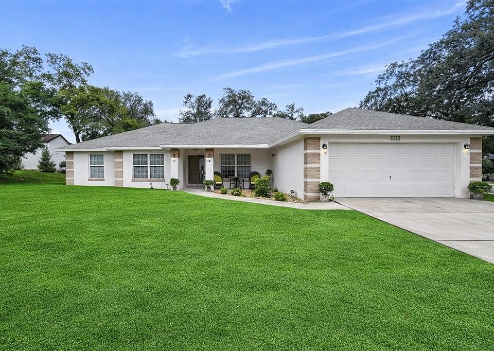 1st image of 270 Planter Rd