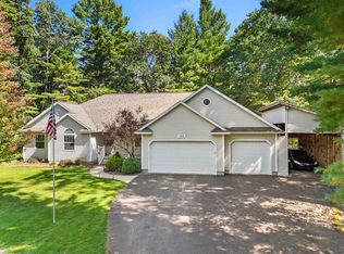 102 James Sq, Roscommon, MI 48653