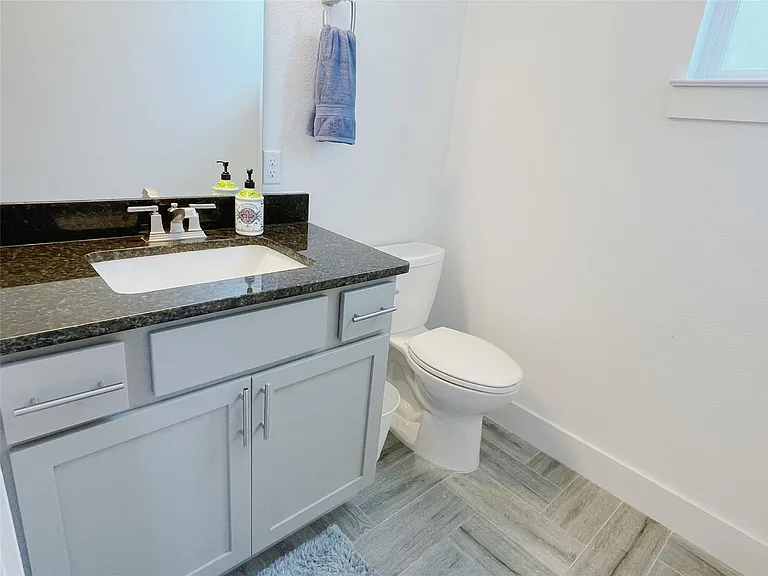 17508 Panorama Dr — Photo 22