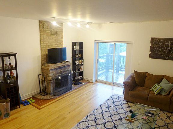 5th image of 449 W Belden Ave #451