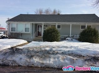 2024 11th St E, Glencoe, MN 55336