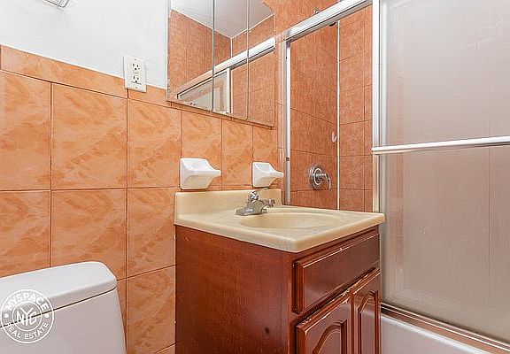 5th image of 570 Saint Marks Ave APT 3V
