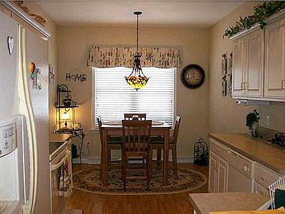 2nd image of 6490 Meadowland Cir