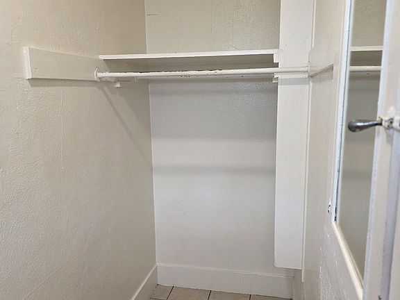 5th image of 1423 Coronado Ave APT 9
