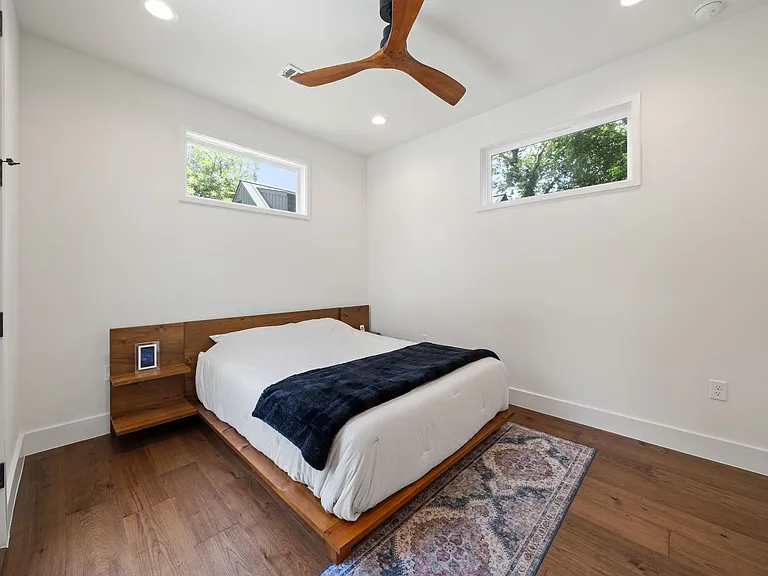 2609 Willow St #2 — Photo 30