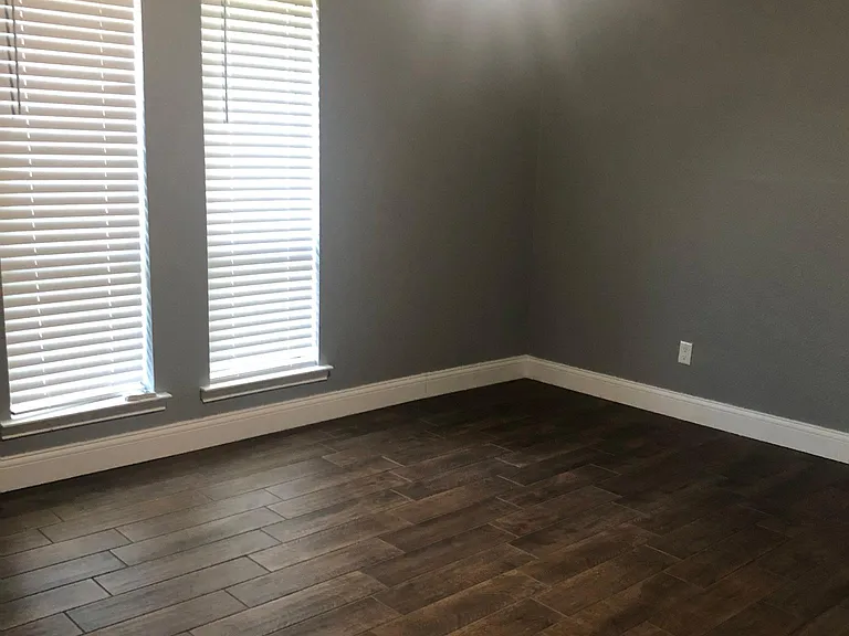 121 Walnut Ct — Photo 12