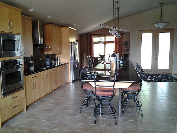 main level kitchen