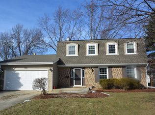 1305 Kelle Ct, Wheaton, IL