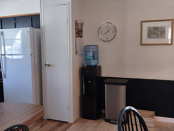3rd image of 103 Calle De Lagos