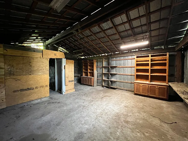 1005 Kirby Dr — Photo 25