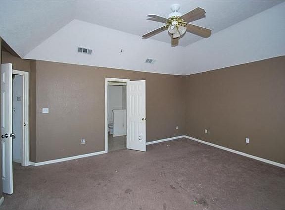 3rd image of 6048 Bonn Echo Ln