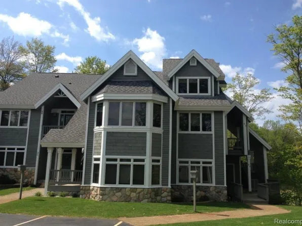 4600-3D Fazio Dr, Gaylord, MI 49735