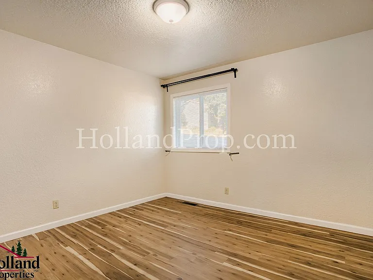 11436 SE 33rd Ave — Photo 8