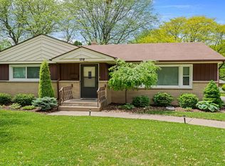 1210 Gorham Pl, Rockford, IL 61107